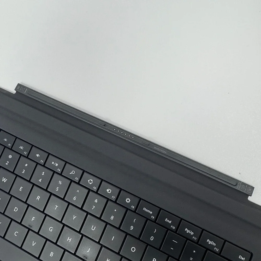 Microsoft Model 1644 Type Cover for Surface Pro 3 Black Keyboard Trackpad QWERTY